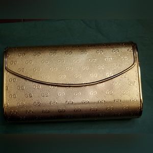 ***SOLD on another platform *** Vintage Gucci clutch bag